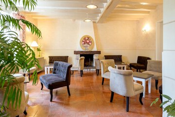 Lobby sitting area