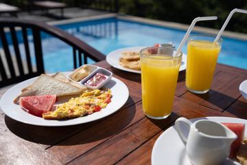 Breakfast meal