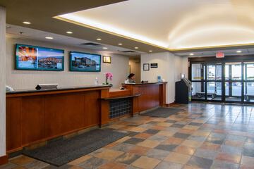 Check-in/check-out kiosk