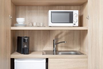 Private kitchenette