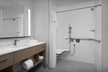 Bathroom shower