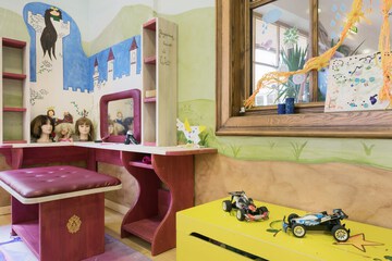 Children's play area - indoor