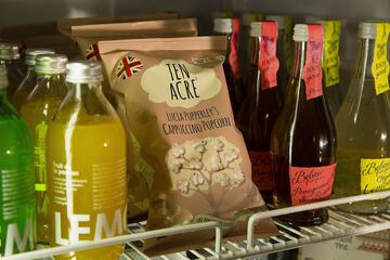 Snack bar