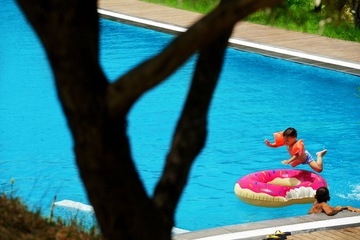 Rooftop pool