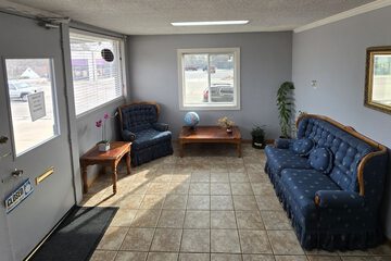 Richmond Inn & Suites
