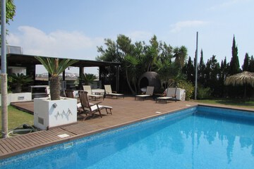 Sundeck