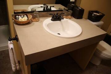 Bathroom sink