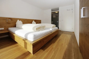 guest_rooms