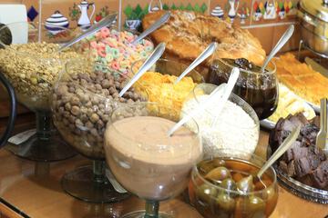 Breakfast buffet