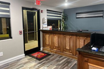 Sky Palace Inn & Suites Laredo