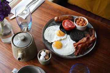 Breakfast meal