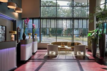 Reception hall
