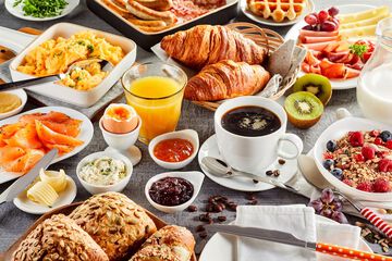 Breakfast buffet