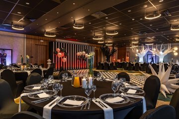 Indoor wedding