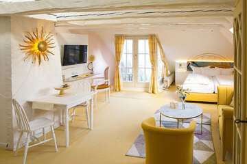 In-room dining