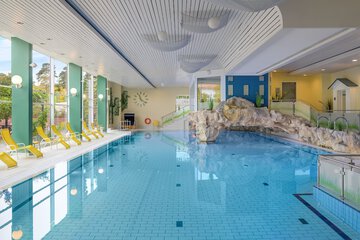 Exercise/lap pool