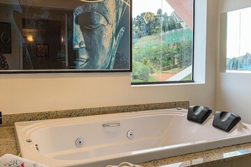 Private spa tub