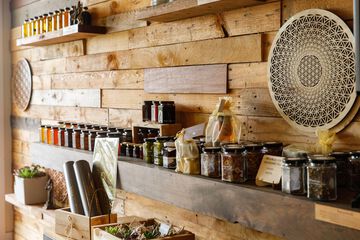 Hotel Interior 22 of 112