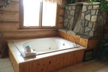Jetted Tub