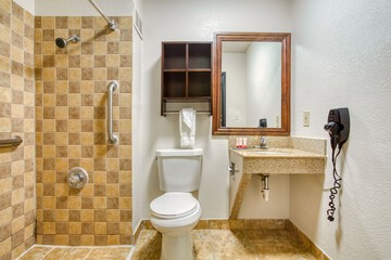 Room 15 of 39