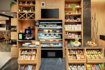 Snack bar