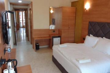 Photo 44
