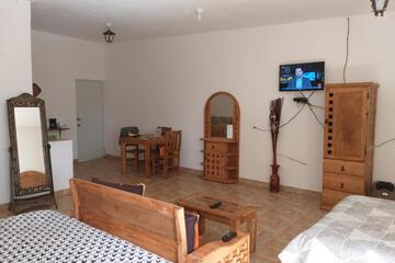 Photo 42