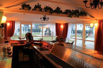 Poolside bar