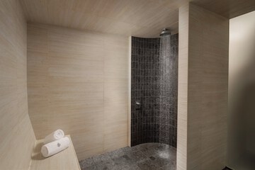 Steam room