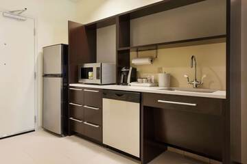 Private kitchenette