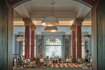 Breakfast area