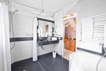 Bathroom amenities