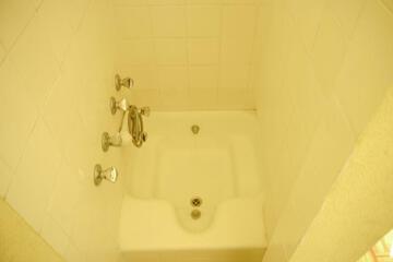 Photo 33