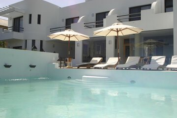 Rooftop pool
