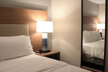Room 51 of 78