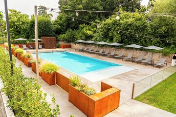 Sundeck