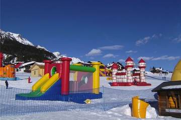 Children's play area - outdoor
