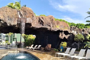 Pool waterfall