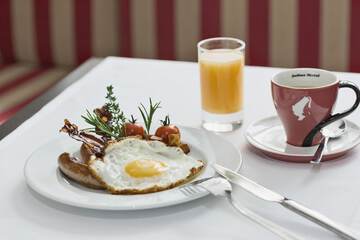 Breakfast area
