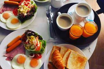 Breakfast meal
