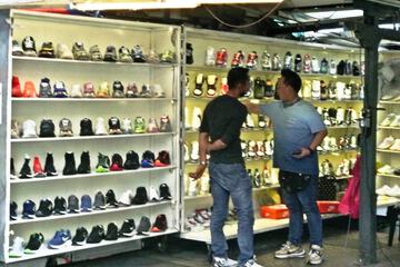 Shopping mall