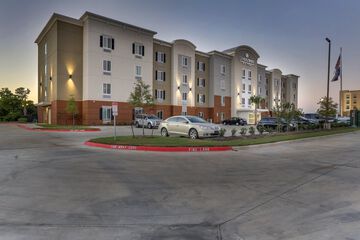 Candlewood Suites College Station at University by IHG