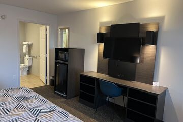 Room 19 of 33
