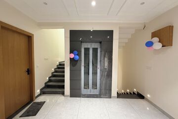 Elevator