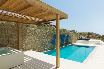 Private pool