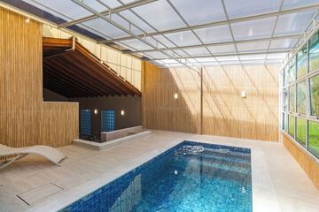 Rooftop pool