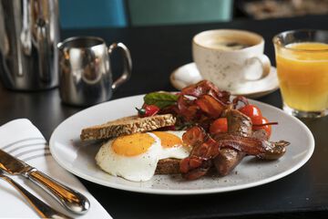 Breakfast meal