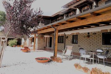 Photo 48