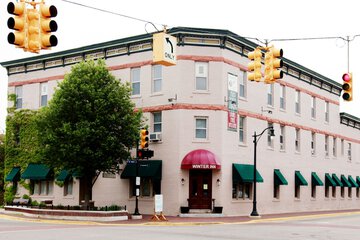 The Winter Inn