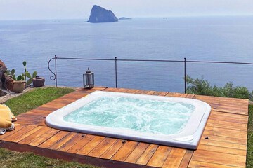 Jetted tub